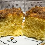 Pedaço de bolo de fubá