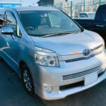 Toyota Voxy 2009 Loja JB Trading